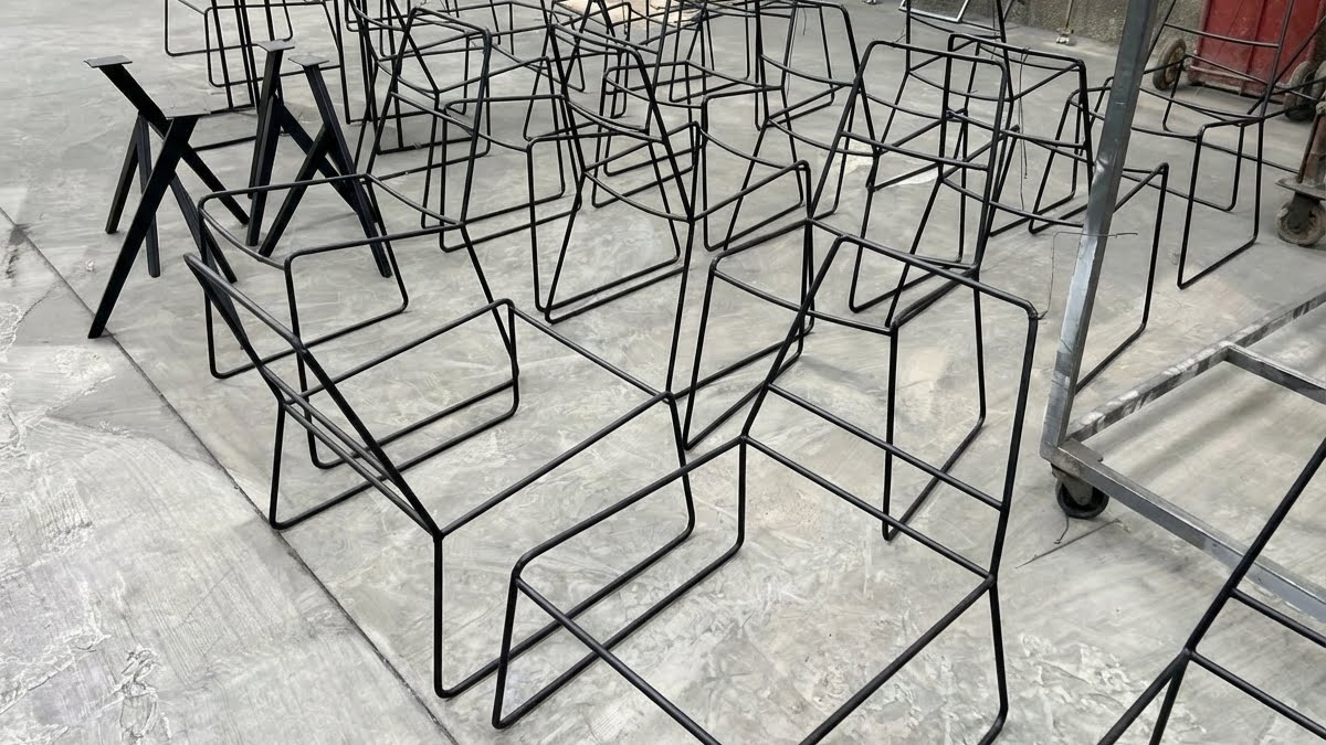 Pieza de herrería de diseño con acabado al horno de alta resistencia